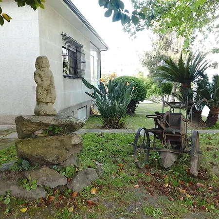 Xeitosa Ii, En El Centro De Tatil Evi Vigo